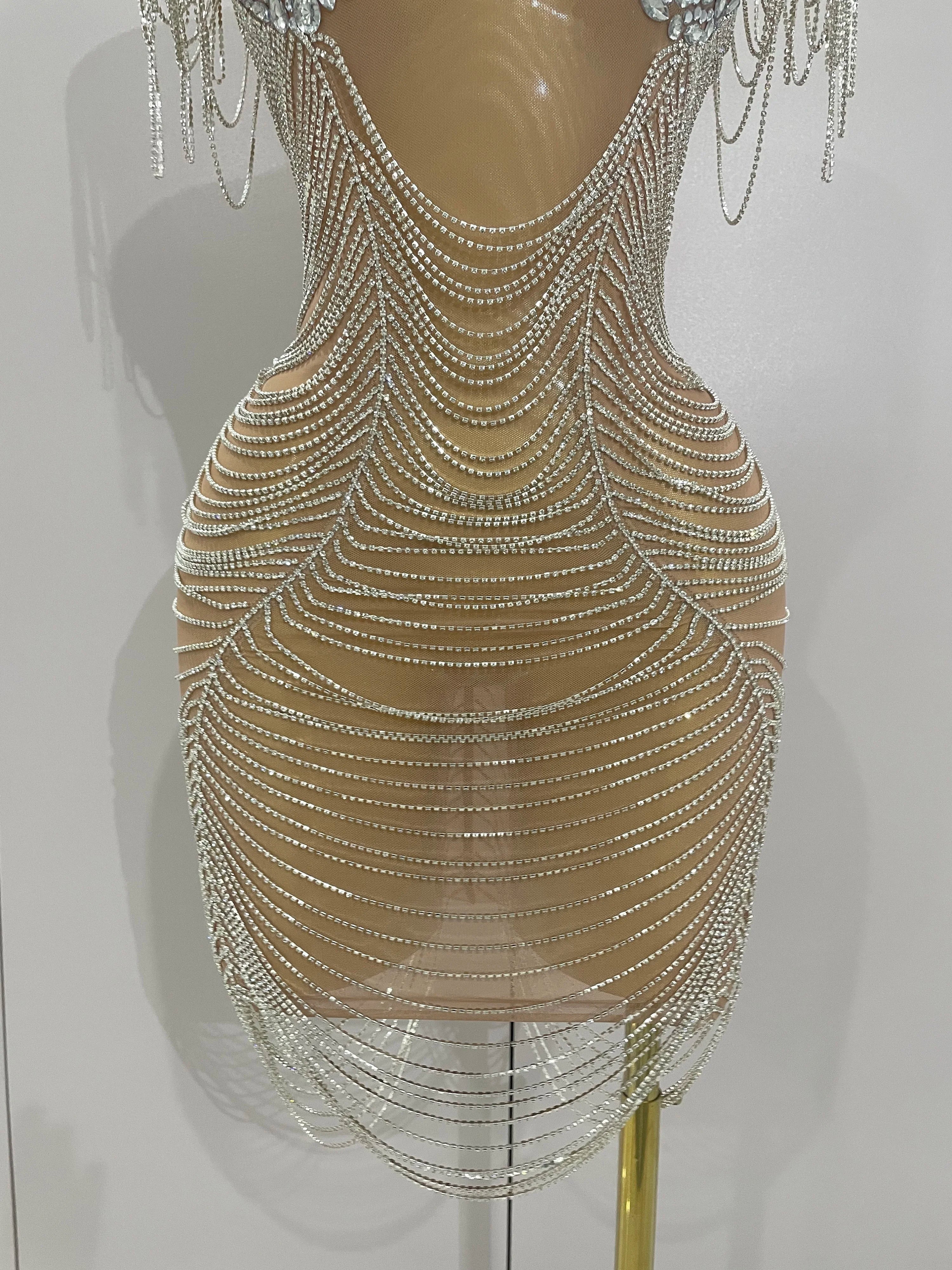 2025 Novos Diamantes Brilhantes Cristal Sexy Malha Transparente Mini Vestido Feminino Festa de Aniversário Clube Celebrar Palco Performance Traje