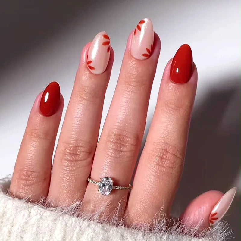 24 peças de unhas postiças com design de flor vermelha, unhas postiças francesas ovais, com acabamento em amêndoa curta, pontas de unhas postiças datáveis e de pressão