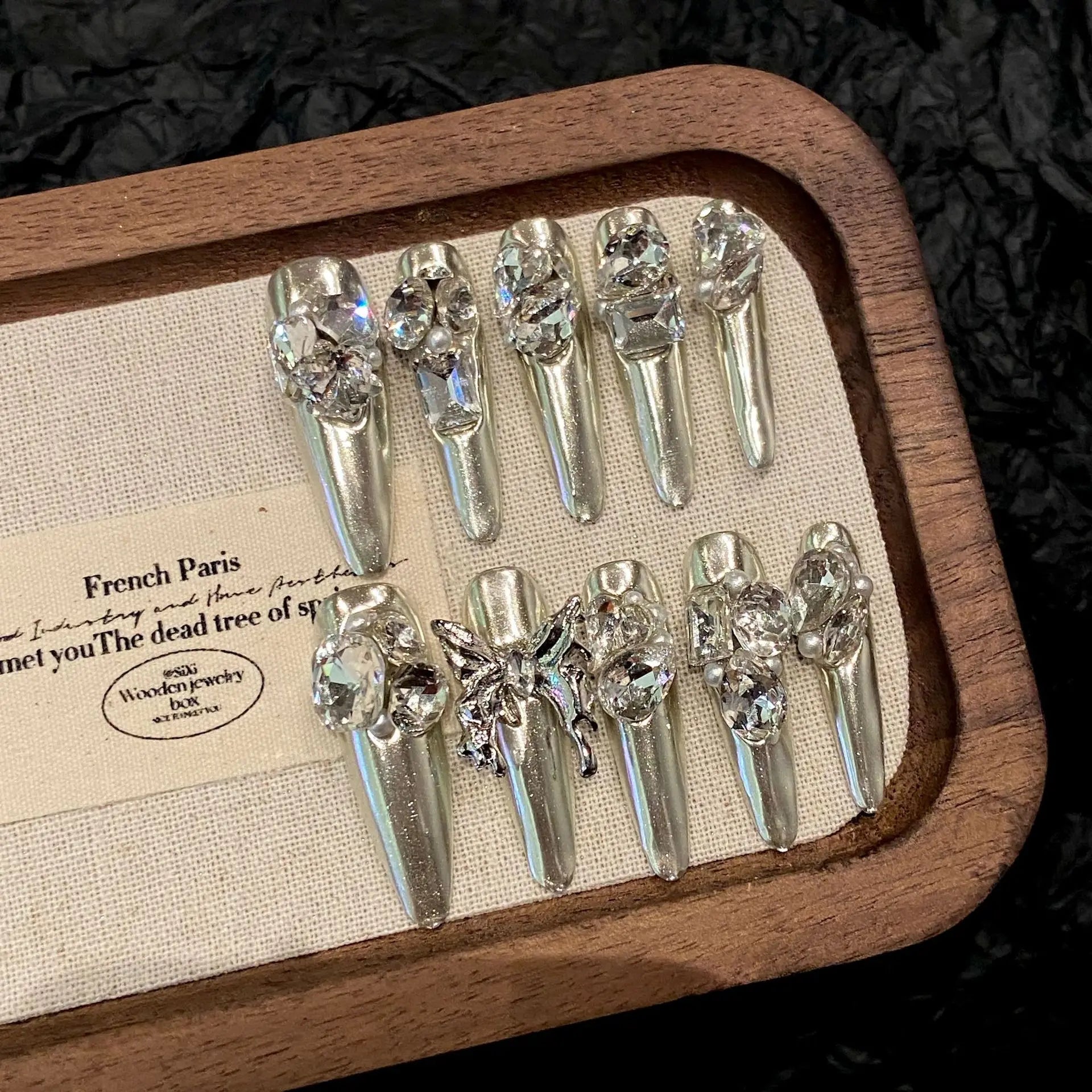 10 peças de pontas de unhas postiças super longas, leves, luxuosas, feitas à mão, com flash de diamante, unhas postiças europeias vestíveis
