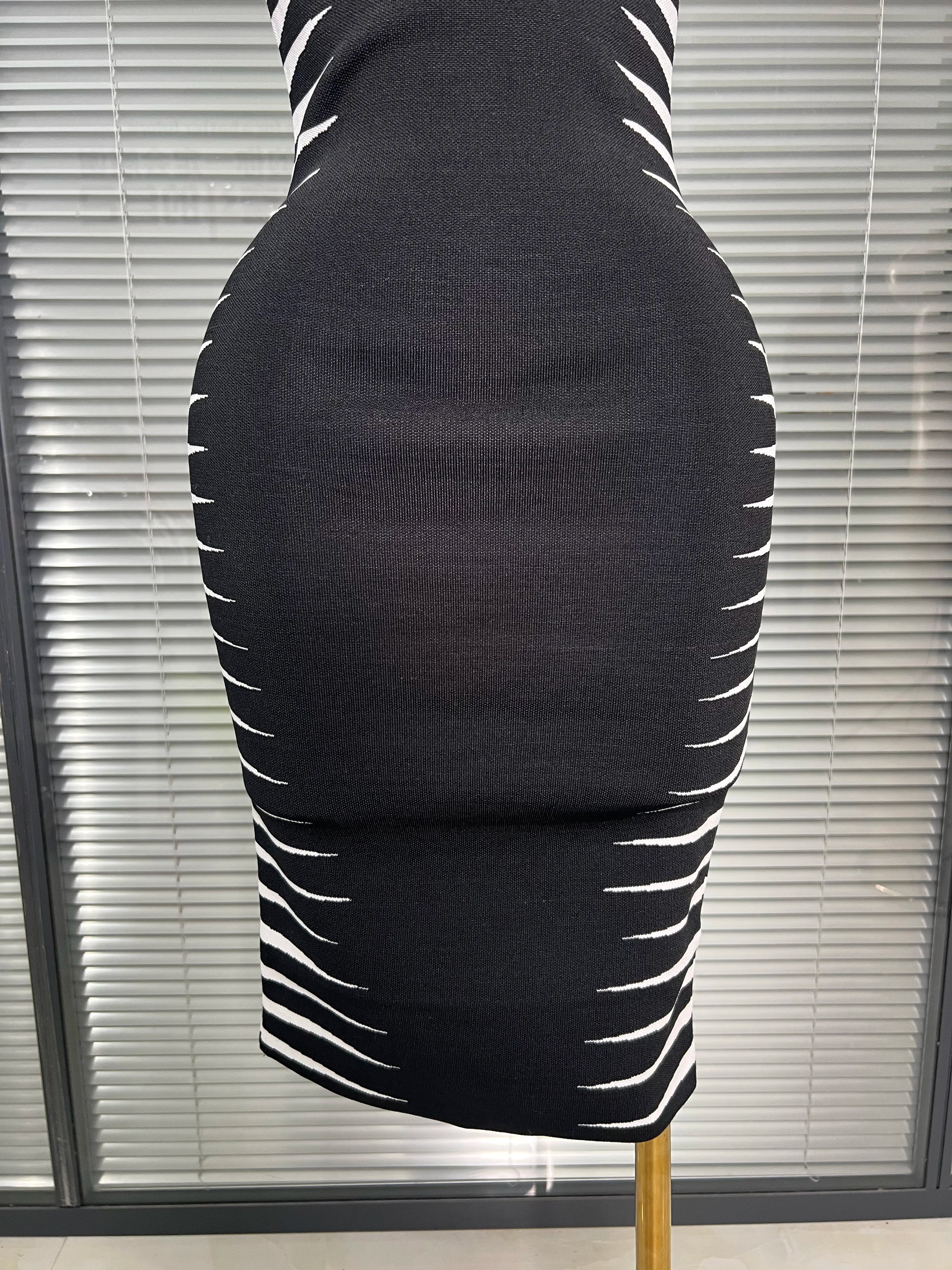 Women Sexy Black Jacquard Tank Midi Bodycon Bandage Dress High Street Elegant Celebrity Party Dress