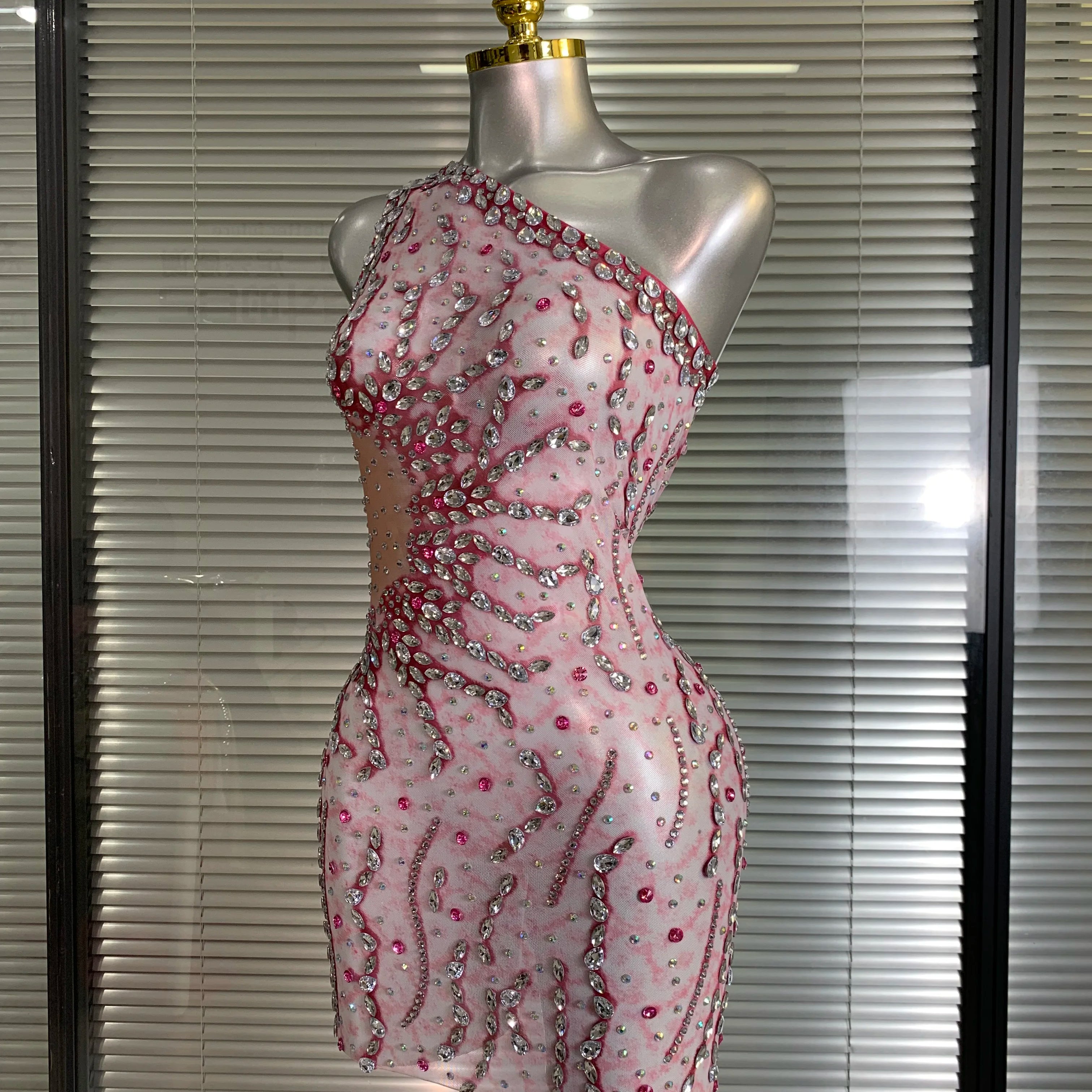 Women Sexy Mesh Crystal Diamonds Mini Costume Stage Dancer One Shoulder Stretchy Mini Night Club Party Dress