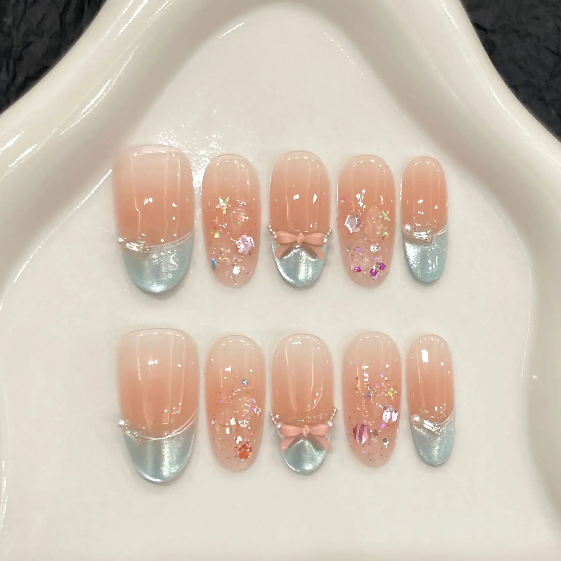 10pcs Handmade Nails Tips Gradient Cat's Eye Short Oval Fake Nail Simple Peach Pink False Nail Art Reusable Press on Nails Sets