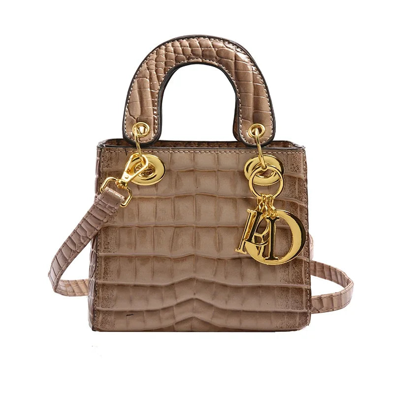 Luxury Brand Women's Leather Messenger Bag For Ladies - Popular Classic Elegant Shoulder Handbag Fashion Item