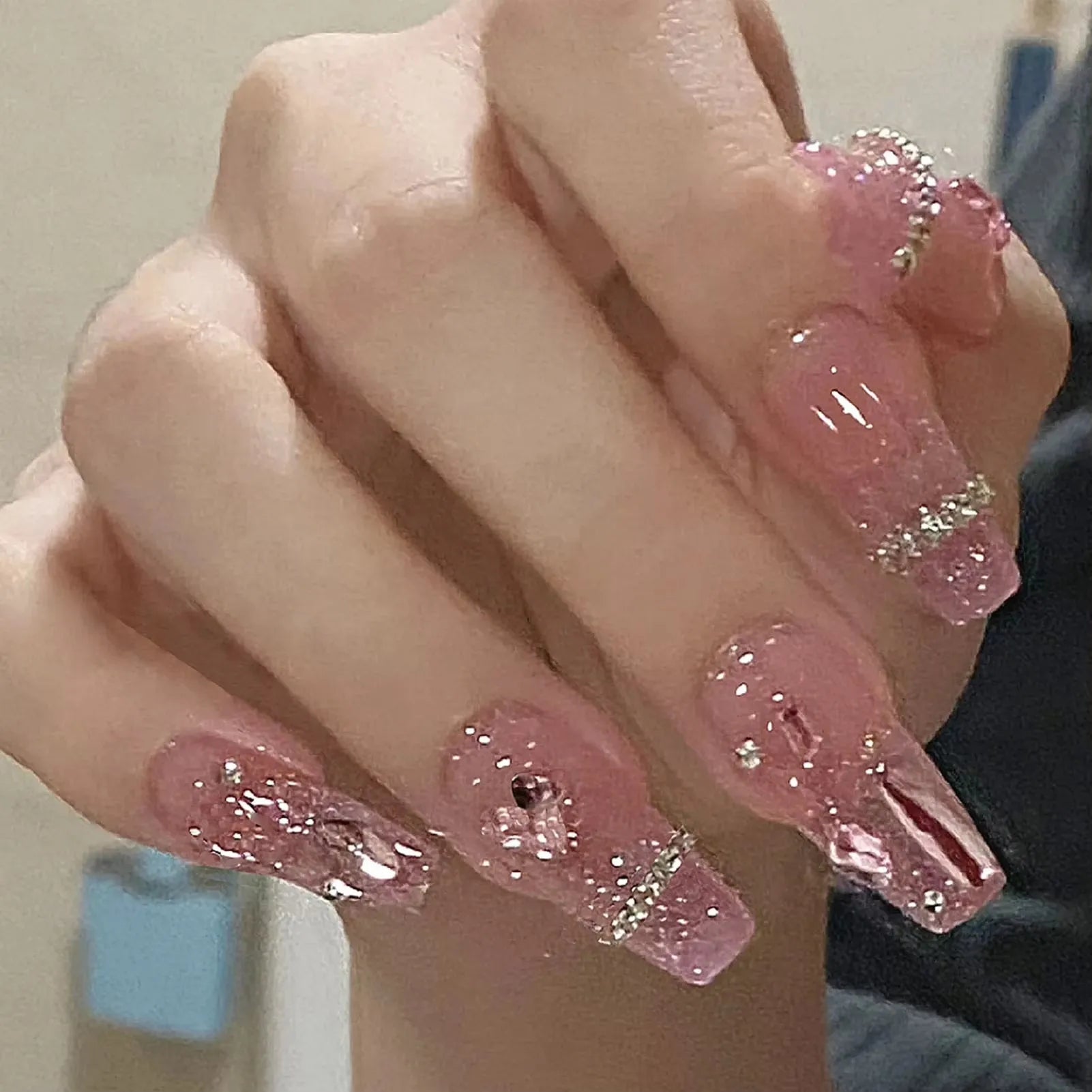 24Pcs Red Fake Nails with 3D White Flower Design Mid Length Coffin Press on Nails Wearable Korean Sweet Flower False Nails