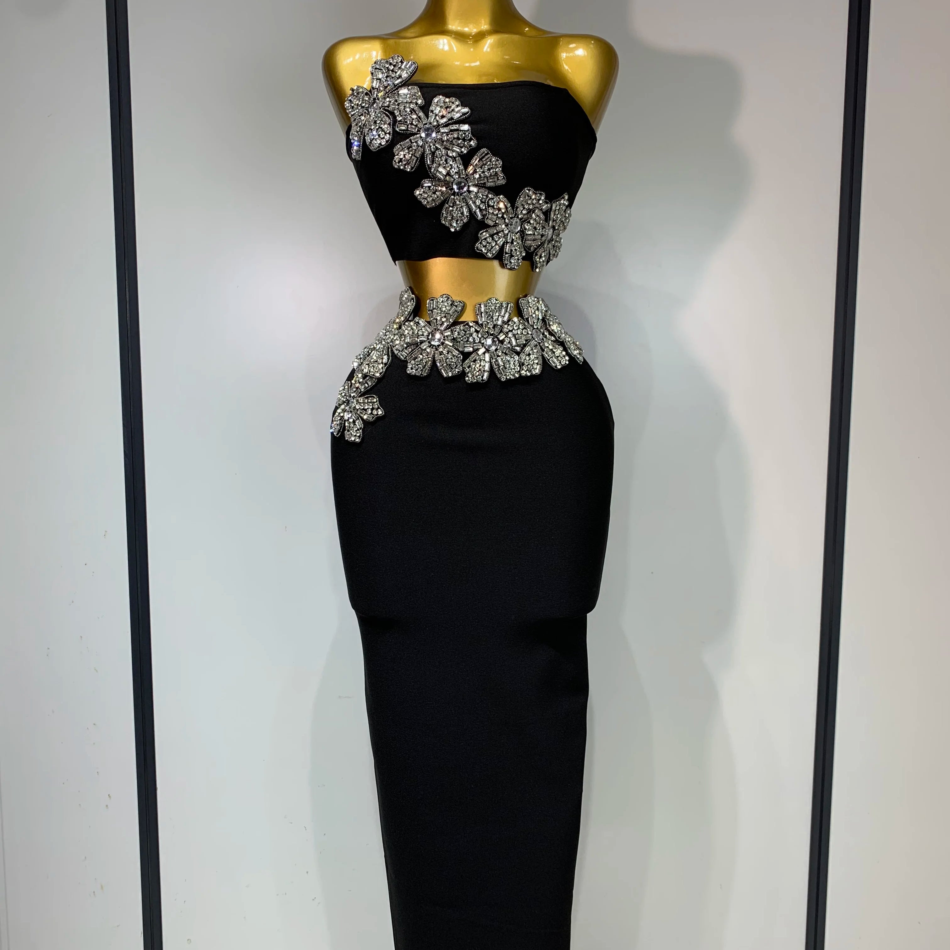 Women Sexy Strapless Flower Diamonds Black Maxi Long Bandage Two Piece Set 2025 Knitted Elegant Evening Club Party Prom Gowns