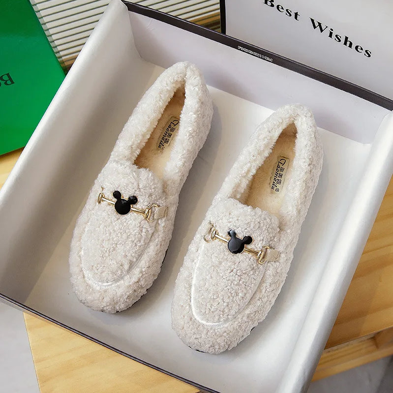 Women's plush cotton shoes Winter outdoor warm snow boots Flat bottomed Lefu shoes Lambhair Metal decoration design Large 41-43