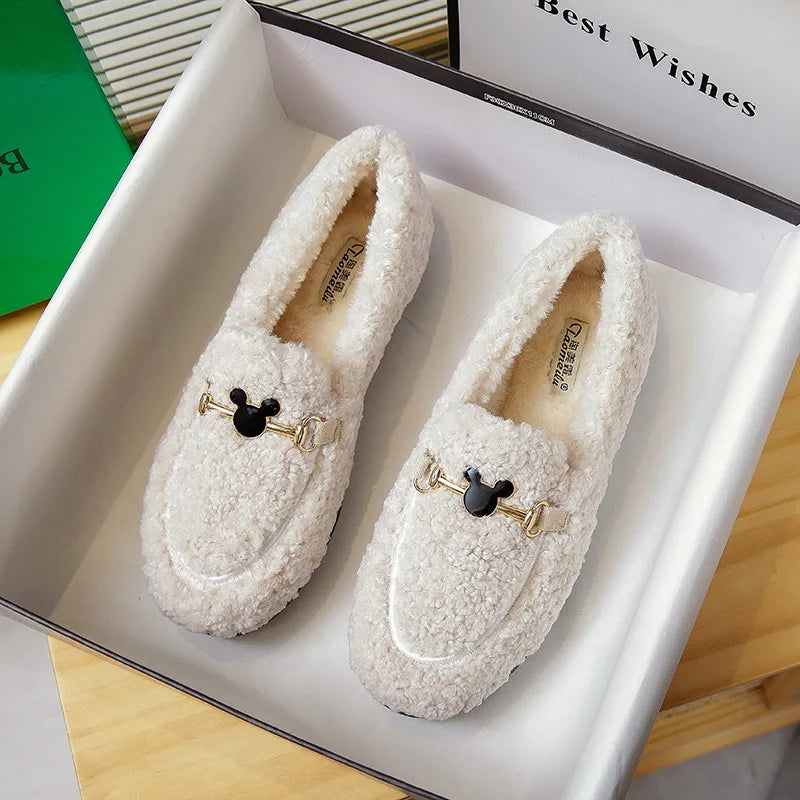 Women's plush cotton shoes Winter outdoor warm snow boots Flat bottomed Lefu shoes Lambhair Metal decoration design Large 41-43