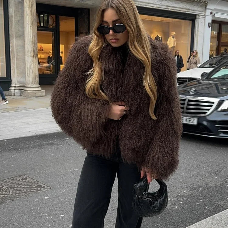 Winter New Fashion Solid Fluffy Fur Coat Women High Street Luxury Lapel Collar Faux Fur Jacket Female Casual Overcoats