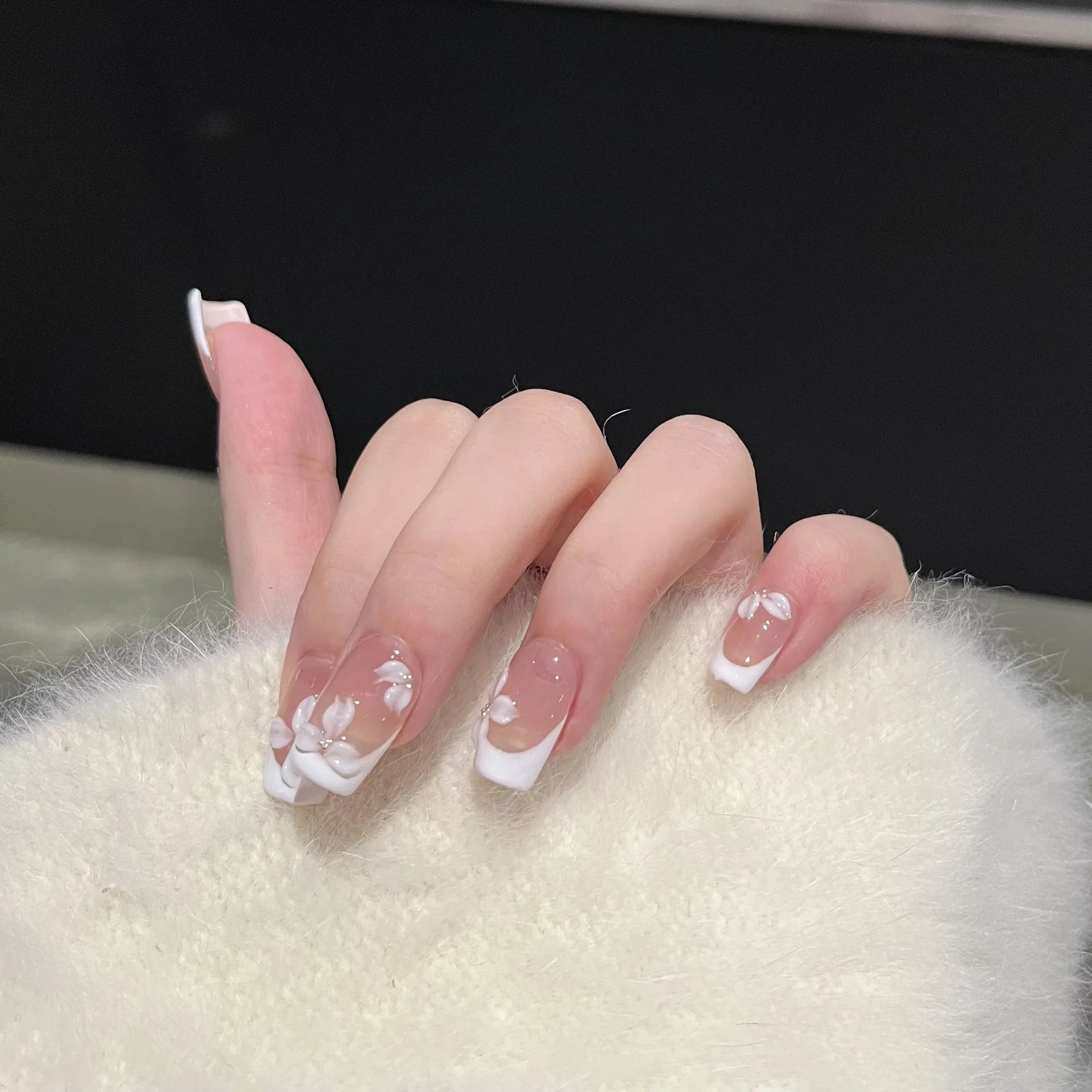 10Pcs Mid-length Ballet Square Head Manicure Art French White Edge Flowers Designs Sweet Coffin Beauty Nails Wearable Fake Nails