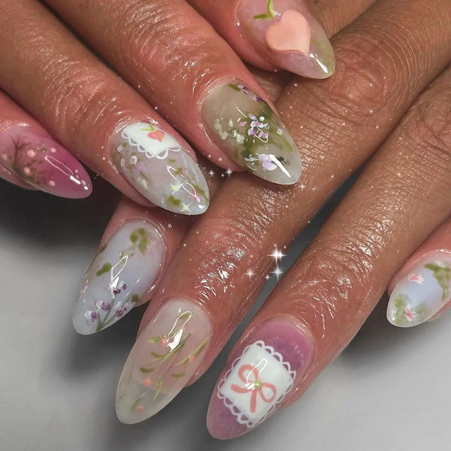 24Pcs Mid-length Almond Fake Nail with Colorful Checkered Pattern Press on False Nails Dopamine Datachable Full Cover Nails Tips