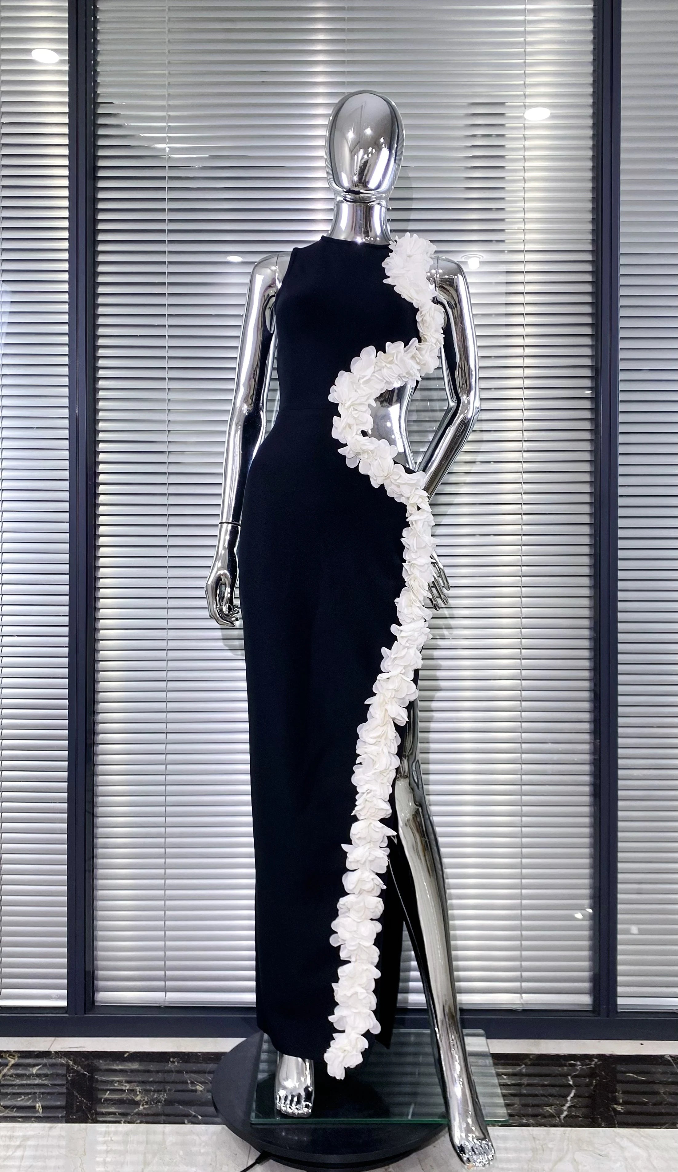 White Petal Edge Hollow Out Sleeveless Sheath Black Bandage Ankle Lengh Dress Woman Party Vestido Celebrity Cocktail Outfit