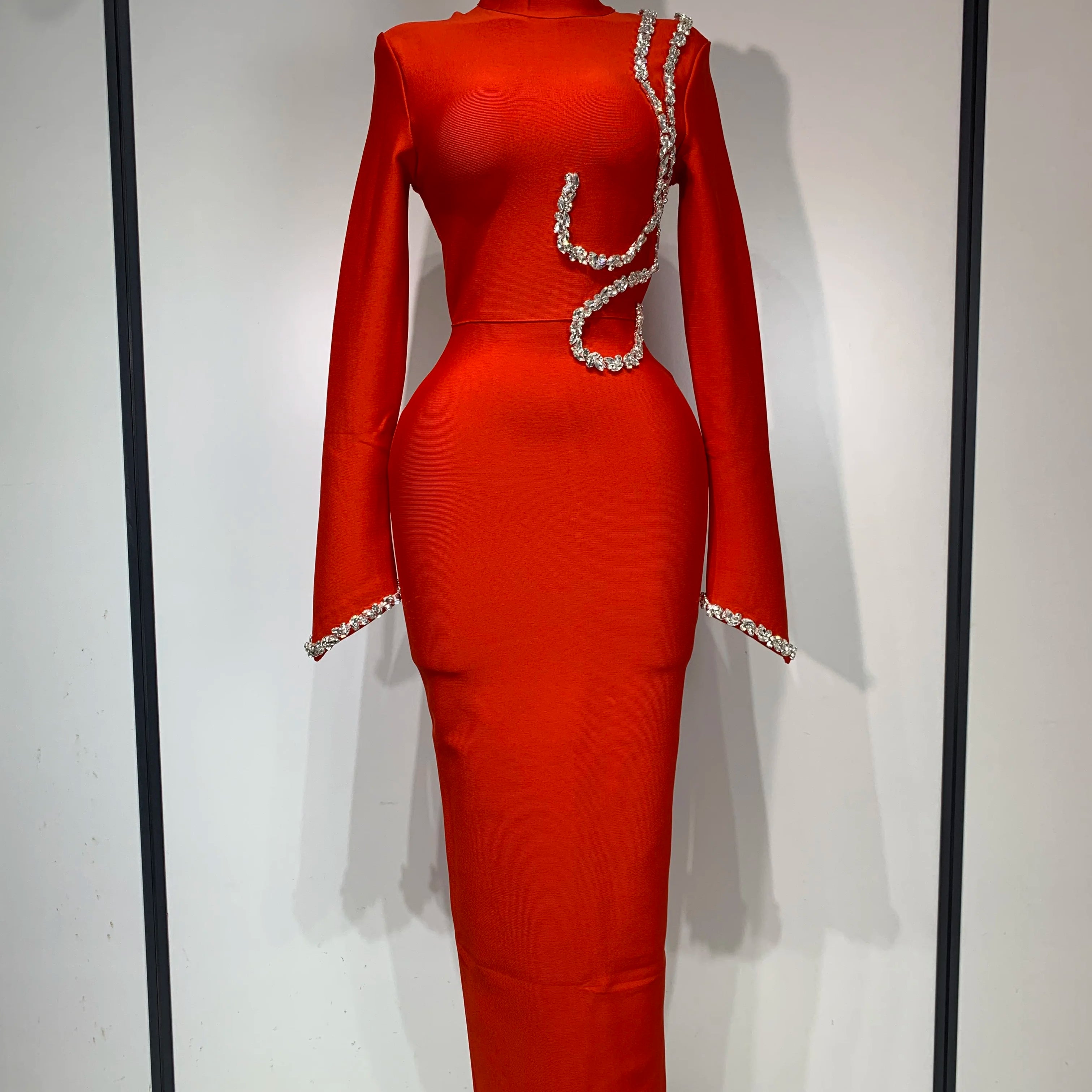 Vestido longo sexy feminino com manga comprida e diamantes, bodycon, bandagem, 2025, celebridade, elegante, festa noturna, luxo, vestidos de aniversário