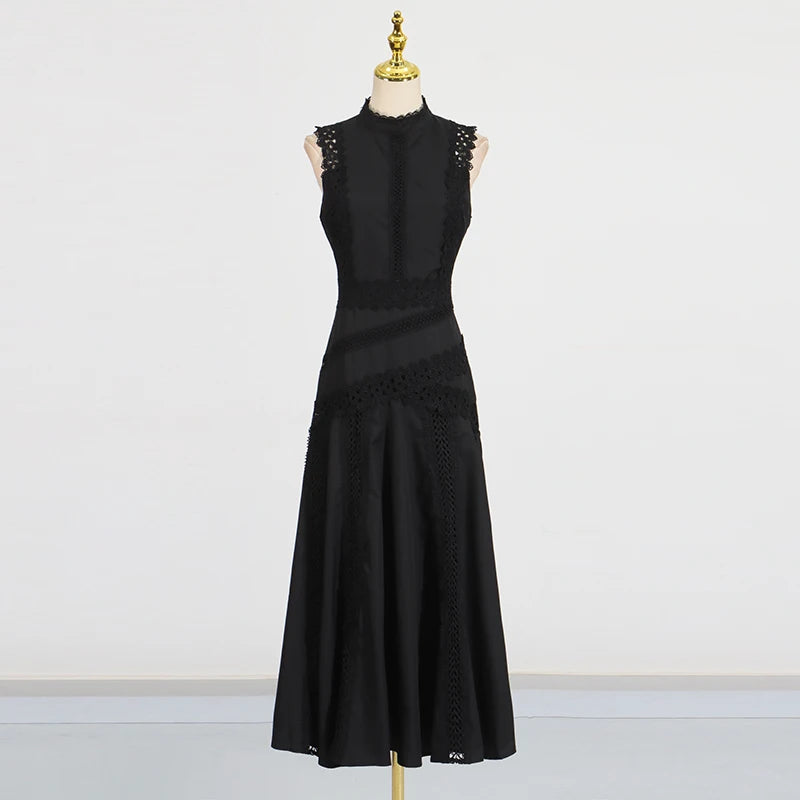 TWOTWINSTYLE Solid Slimming Spliced Hollow Out Dresses for Women Round Neck Sleeveless Patchwork Lace Dress Female Clothing New