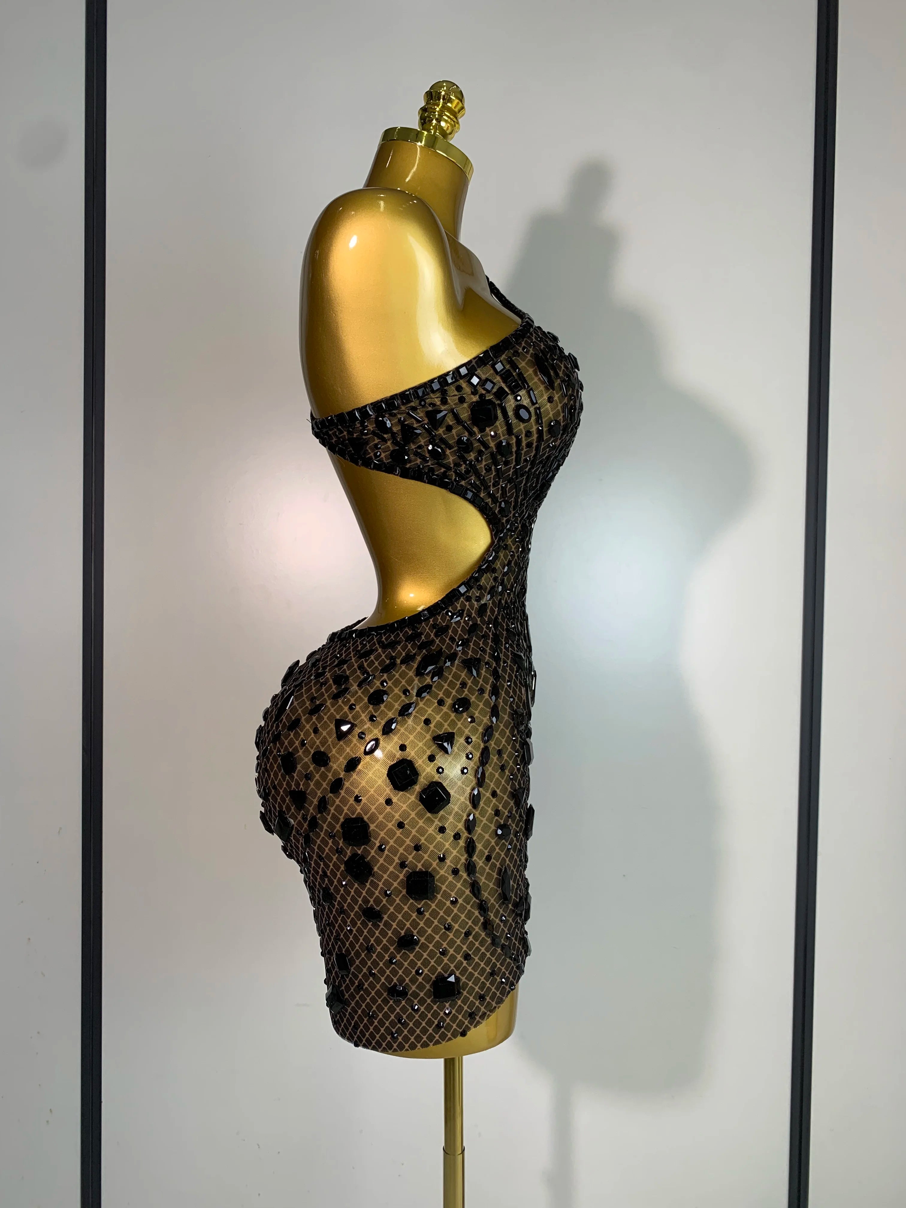 Arrival Women 2025 Sexy Backless Hollow Out Diamond Evening Prom Gown Birthday Luxury Celebrate Stage Nightclub Outfit