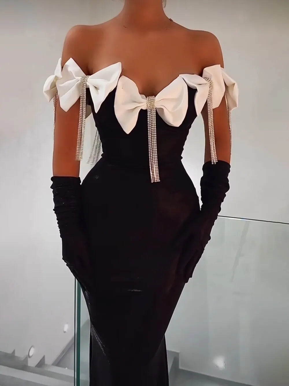Women Sexy Off the Shoulder Bodycon Bandage Long Dress Bow Chain Elegant Evening Party Celebrate Birthday Dress