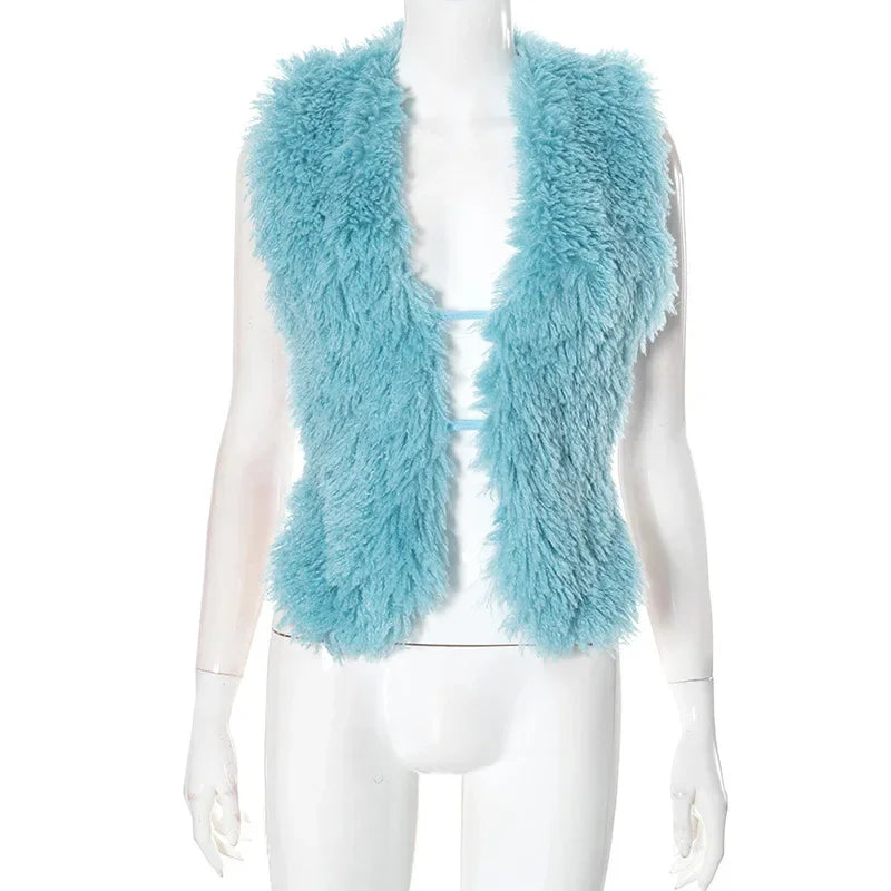 CM.YAYA Women V-neck Sleeveless Tassel Tops Vests Coats 2025 Winter Fur Collar Halter Backless Keep Warm Wool Jackets Outcoat