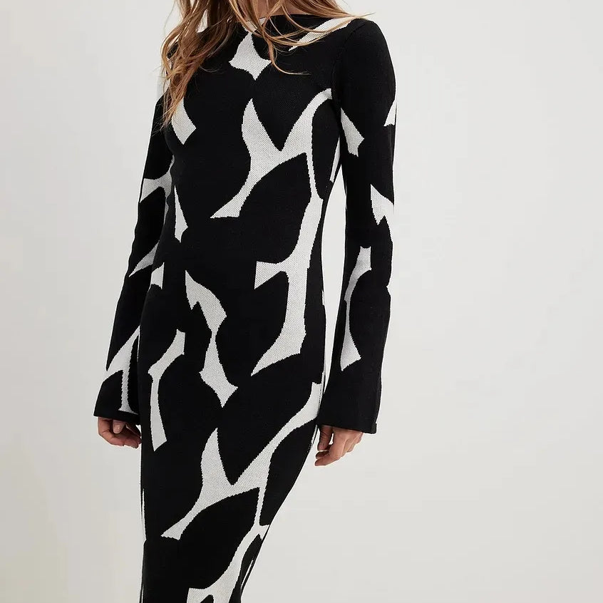 Striped Knitted O-neck Long Sleeve Midi Dresses Elegant Women Bodycon A-line Vestidos Female Fashion Casual Street Maxi Clothes CYC1327-BWP