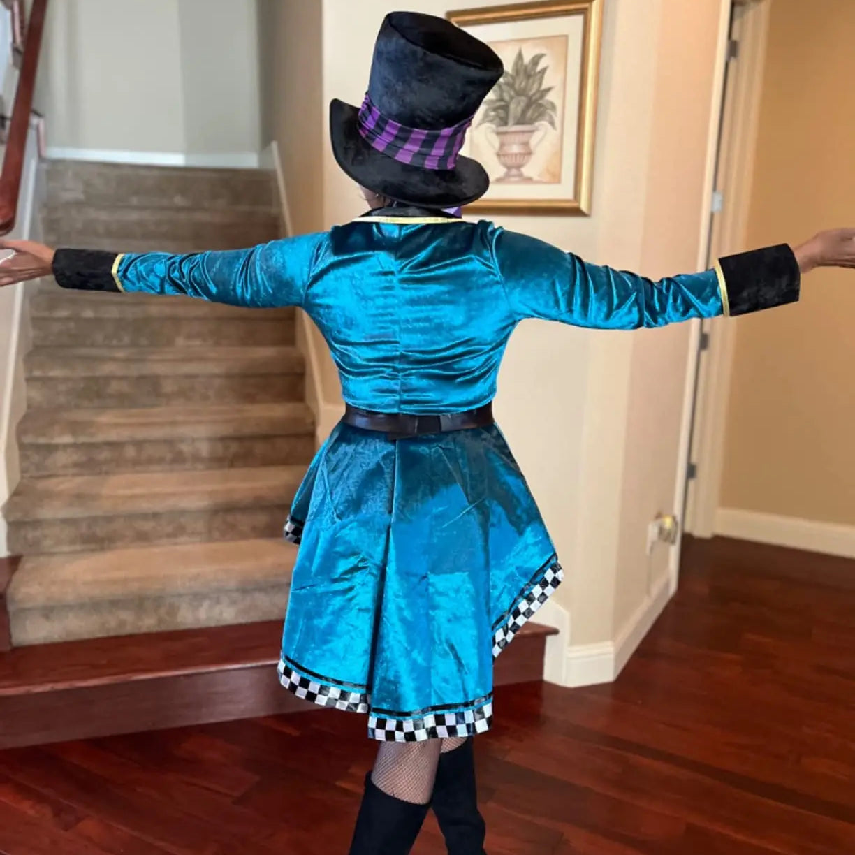 Halloween Alice In Wonderland Clock Mad Hatter Cosplay Costume Sexy Adult Fairy Tale Dress Women Magic Show Tuxedo Fancy Dress