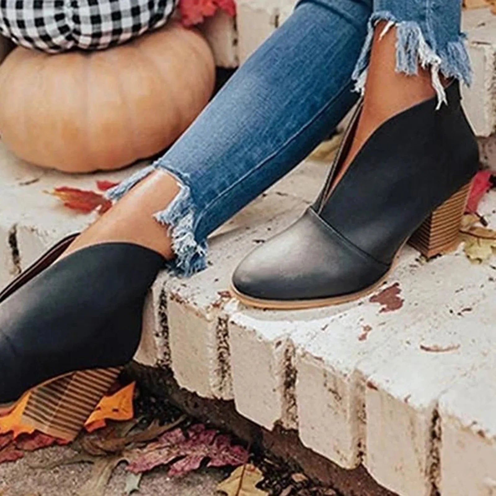 Women's Boots split Ankle Boots Stacked Heel booties for women Fahsion Leather Short Boots Temperament elegant flat shoes