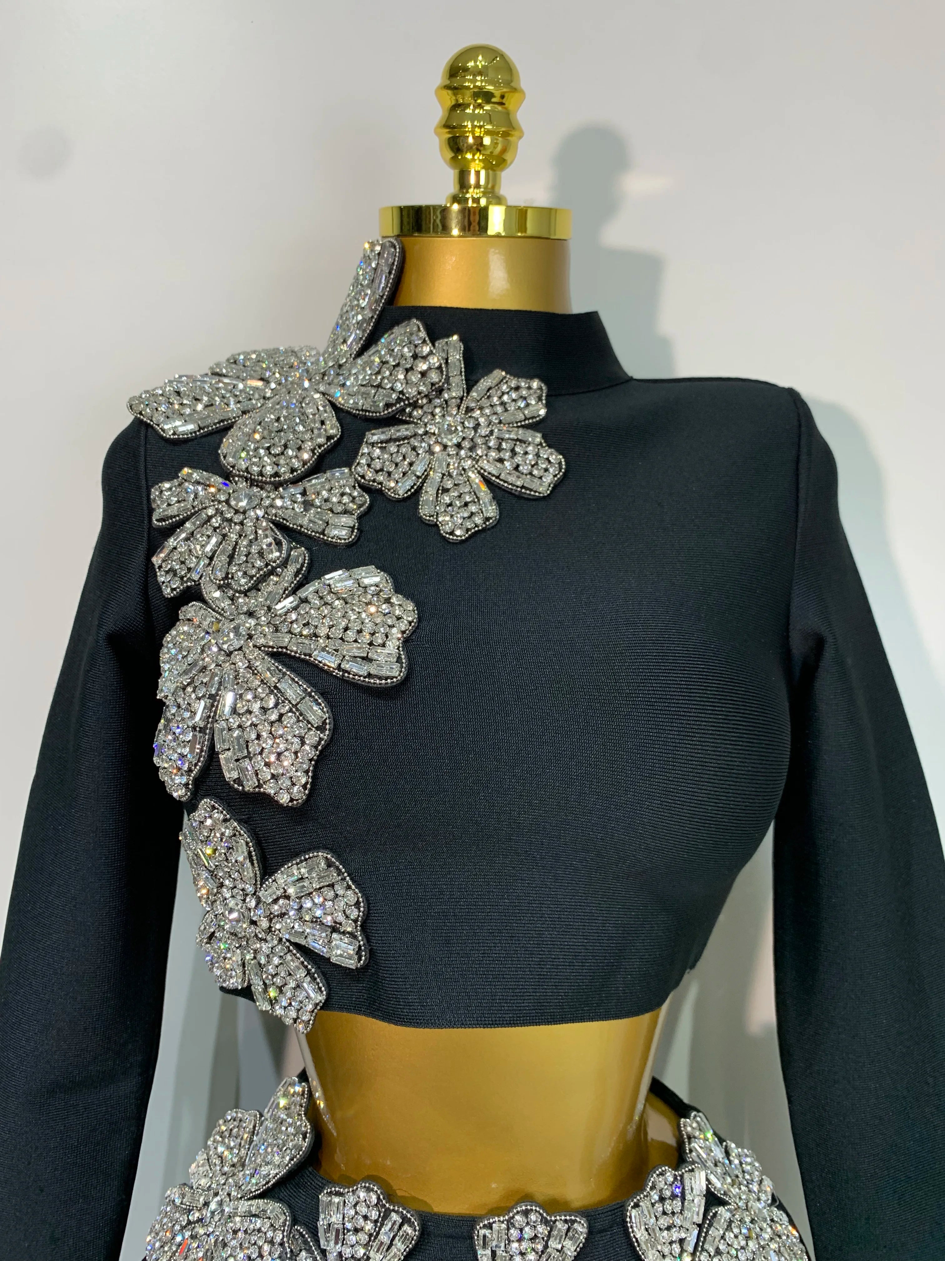 Women Long Sleeves Bandage Two Piece Sets Turtleneck Shiny Diamonds Flower Top Bodycon Mini Skirts Suits Evening Club Party Set