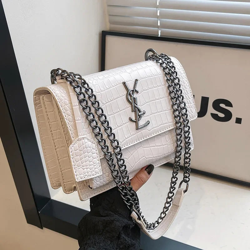 2025 New Light Luxury Bag High Sense European and American Retro Chain Bacchus Bag Fashion Shoulder Messenger Bag