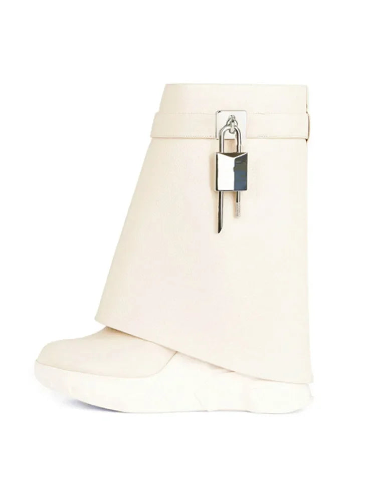 New Fashion Brand Thick Soled Leather Short Boots Round Head Lock Lock Shark Boots Women's Slope Heel High Heel Women's Boots Off white cowhide