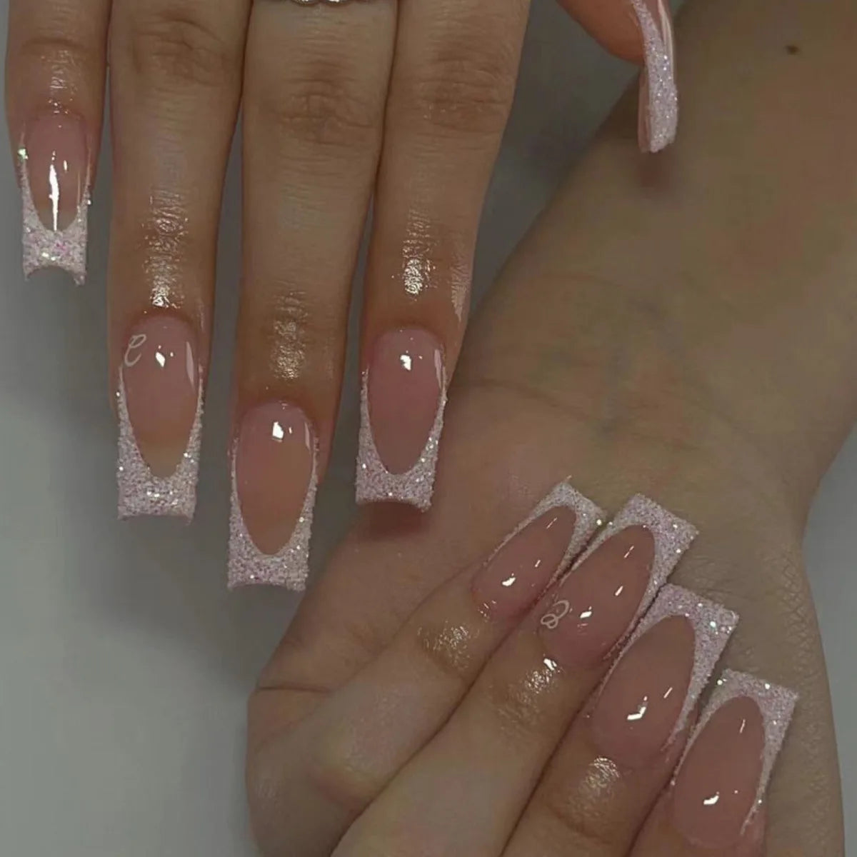 24Pcs French False Nails Pink Zebra Pattern Press on Nails Medium Square Coffin False Nails Y2k Artificial Full Cover Nail Tips