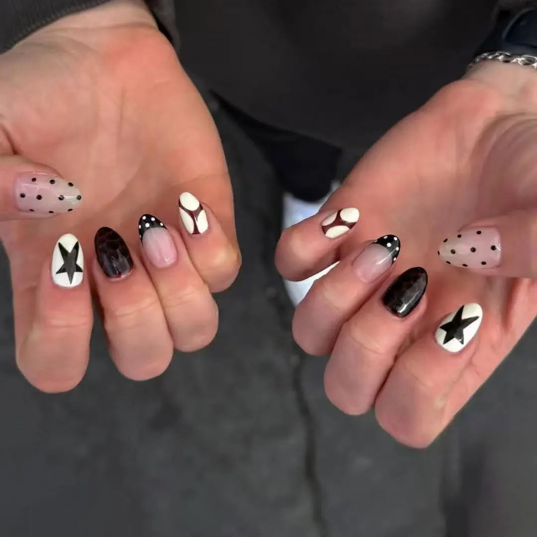 Y2K Girls Charm Manicure 24Pcs Short Oval Shaped Press On Nails Star/Dot Designs Full Cover Stick-on Acrylic False Nails Patch