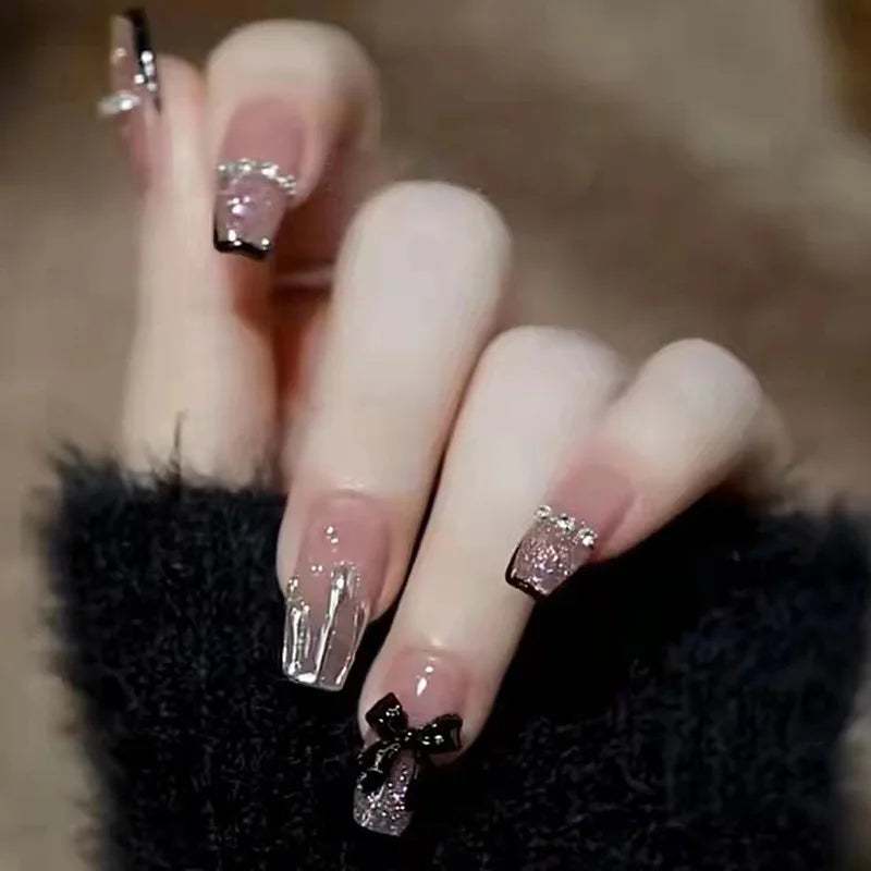 24Pcs Mid-length Gradient Finger Nails with White Butterfly Pattern Designs French Fake Nails Diamond Wearable Fashion Nail Tips