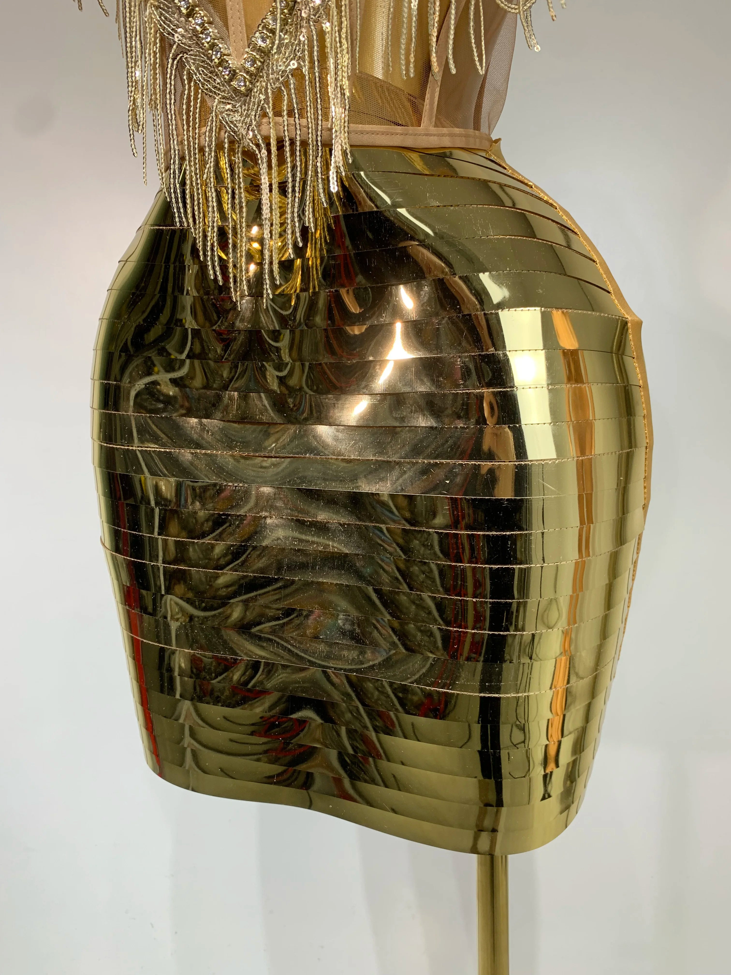 2025 Sparkly Gold Rhinstones tassels Top Skirt Set Women Sexy Strapless Designer Two Pieces Nightclub Evening Party Stage Outfit