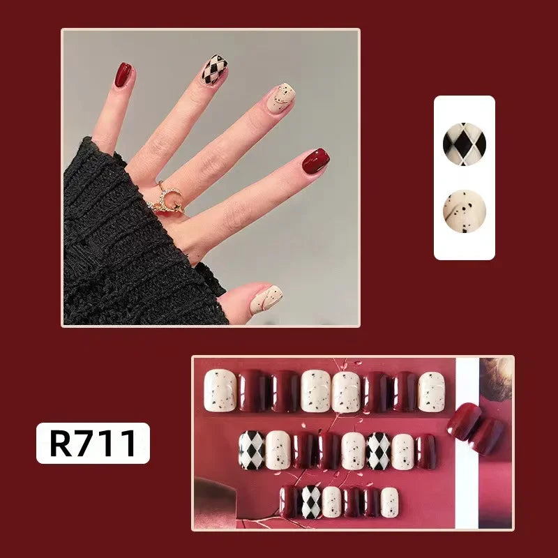24Pcs/set French Gold Border Nail Elegant&Trendy Wearable Nails for Women Girl New Edition Removable Nail
