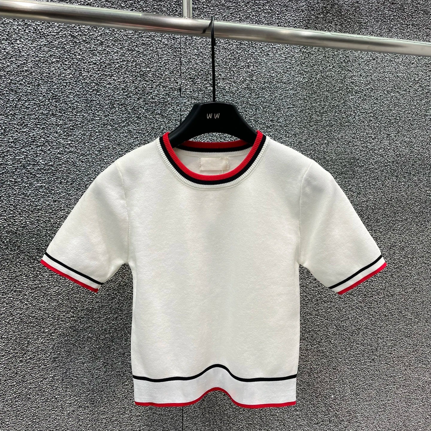 24 Spring/Summer New Women's Knitwear British style round neck short sleeved contrasting striped embroidered letter short T-shir One Size