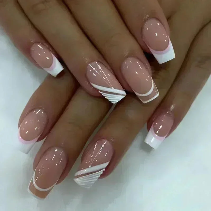 24Pcs Fashion Fake Nails Press on Short Square Head False Nail Art Black Starlit Sky Design Artifical Full Cover Nail Tips