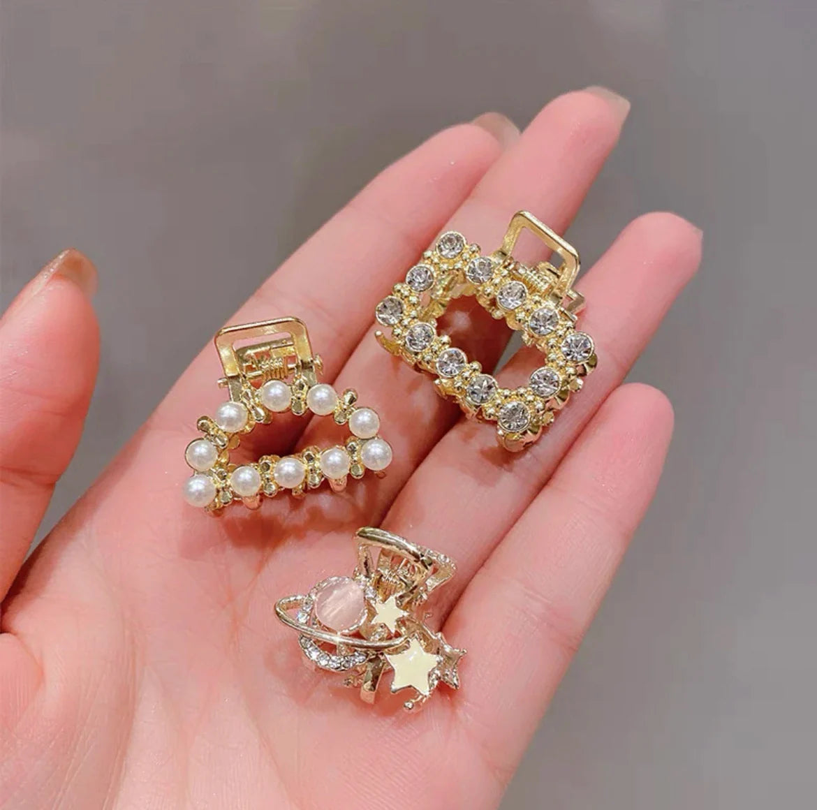 Mini Pearl Hair Claws Clips for Women Elegant Rhinestone Headwear Hairpins Hair Crab Barrettes Hair Accessories for Women 3pcs 3 One Size