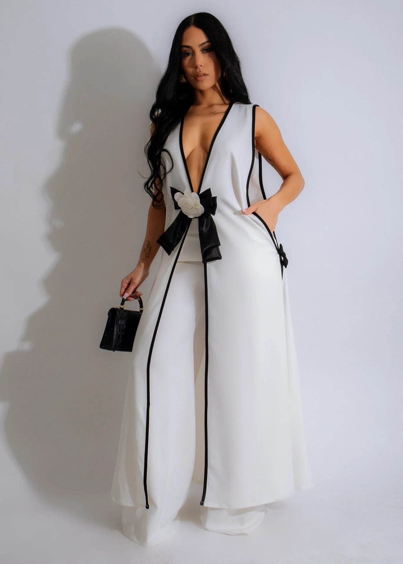 CM.YAYA Women Set 3D Flower Sleeveless V-neck X-long Shirt Coats + Wide Leg Pants Two 2 Piece Sets Fashion Outfits 2024 Summer