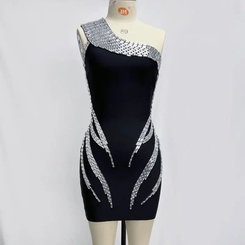 High Quality Women Sexy One Shoulder Sparkly Crystal Bodycon Mini Bandage Dress Fashion Celebrate Nightclub Party Outfit