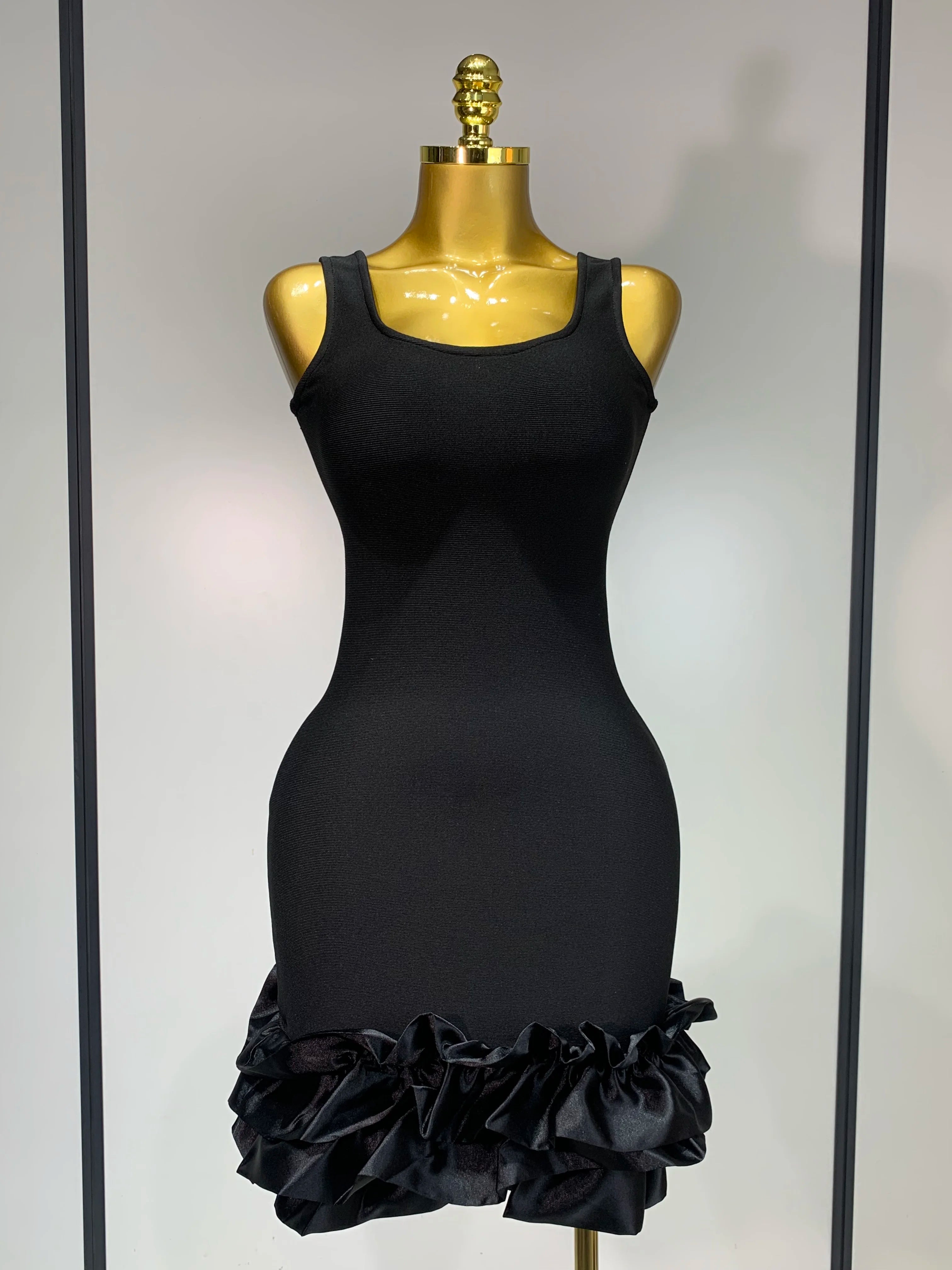 Women Spaghetti Strap Bodycon Short Dress Black Pleated Ruffle Hem Sleeveless Evening Party Cocktail Elegant Birthday Dresses