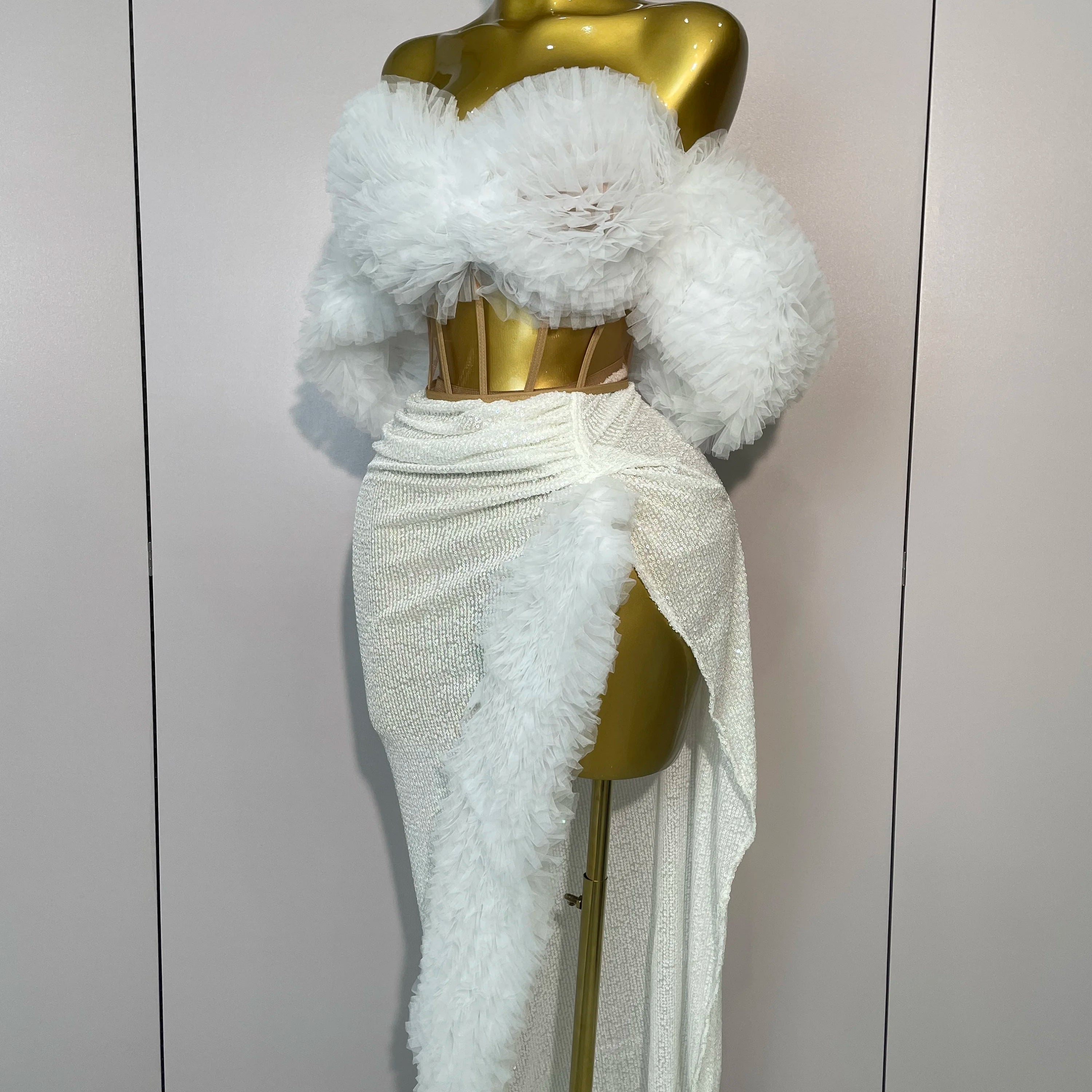 Conjunto de duas peças feminino com lantejoulas brancas, top e saia curta, sexy, para festa de formatura, aniversário, boate, palco