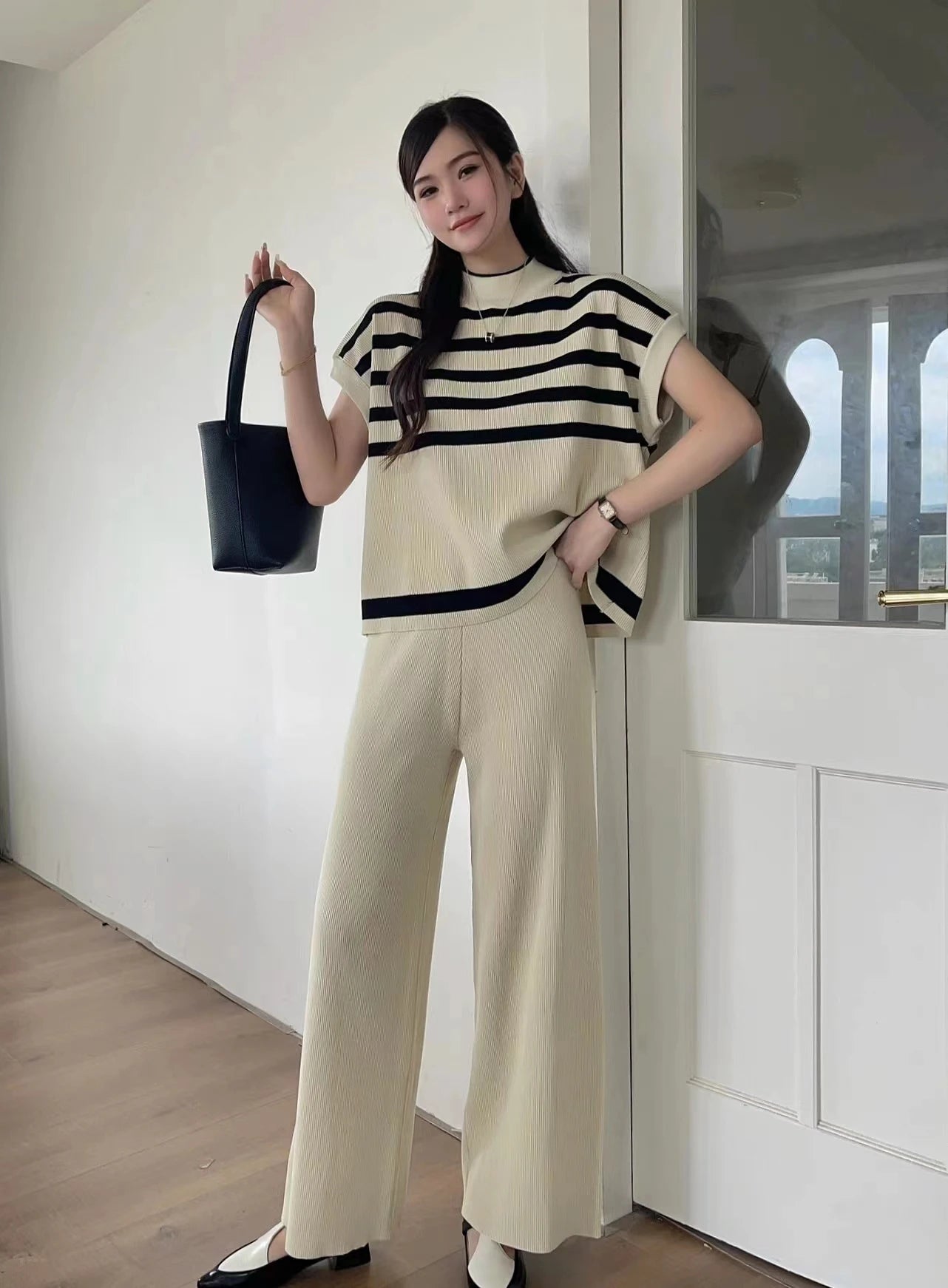 Spring Women Sweater Set Casual Pullovers Suits Winter Knitted Loose Striped Sleeveless Elegance Tops Wide Leg Pants Beige