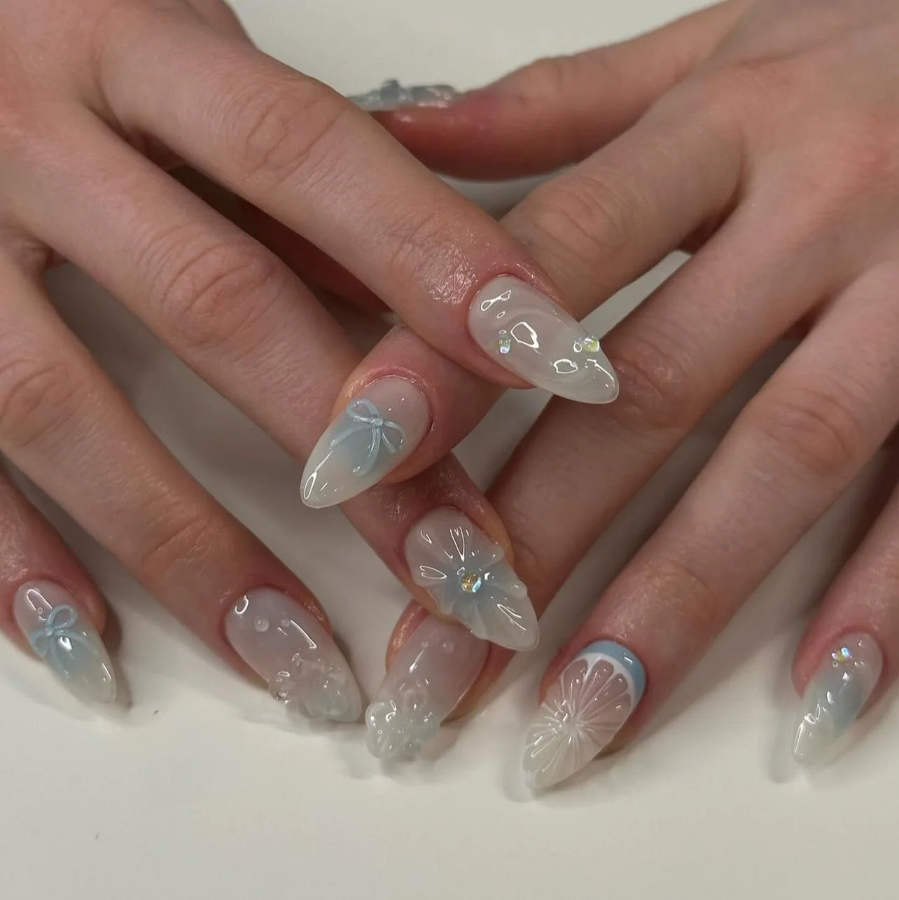 24pcs Sweet French Pink Press on Nail 3D Pearl Butterfly Design Fake Nail Tips Wearable Full Cover Korean Almond Fake Nail Patch