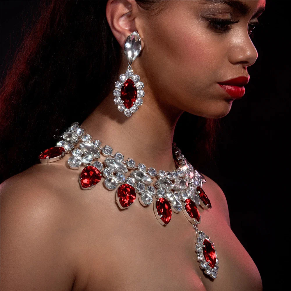 Boho Silver Luxury Rhinestone Water Drop Pendant Choker for Women Sexy Crystal Collar Statement Necklace Jewelry Accessories