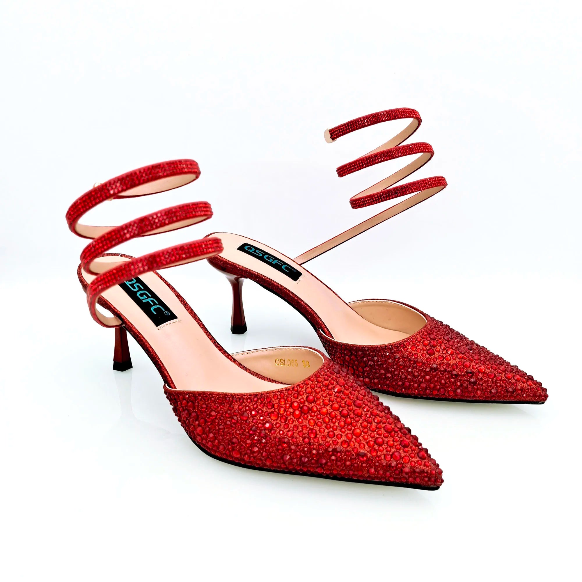 Gold Color Shine Luxury Design Heart Shaped Packet And Mid-heel Rhinestone Snake Wrap Strap Pointed Toe Shoes And Bag A PAIR SHOES WINE