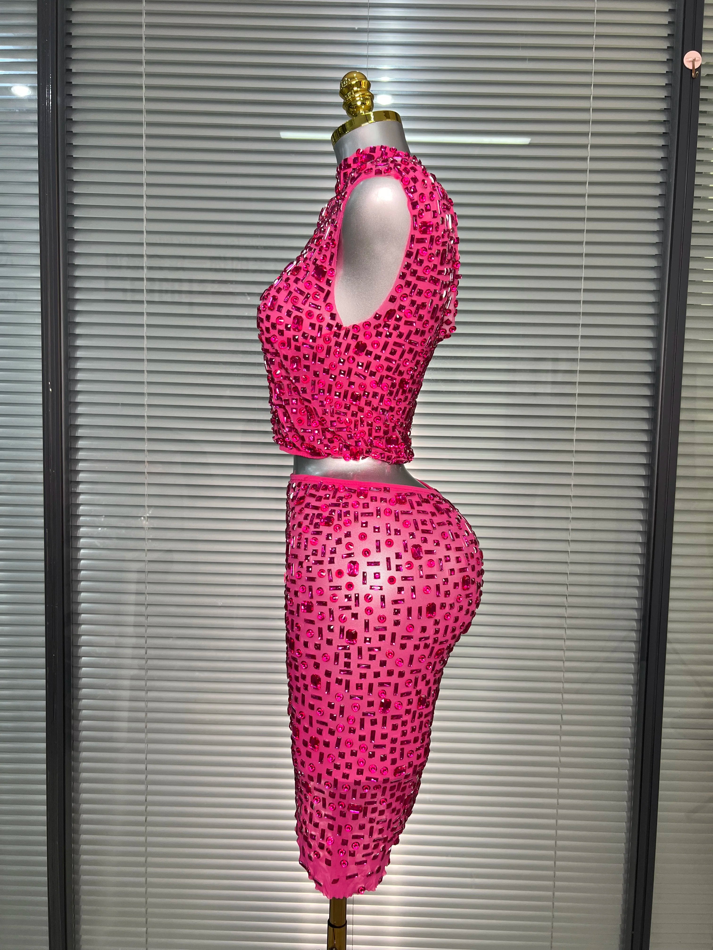 Women Sexy Two Pieces Set Women Hot Pink Crystal Diamond Night Club Skirt Suits Singer Dancer See Through Stage Costume