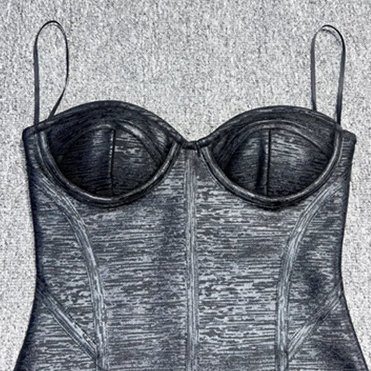 Vestido midi preto bronzeado sem alças, sexy, sem costas, estilo celebridade, verão 2025, elegante, para festa à noite