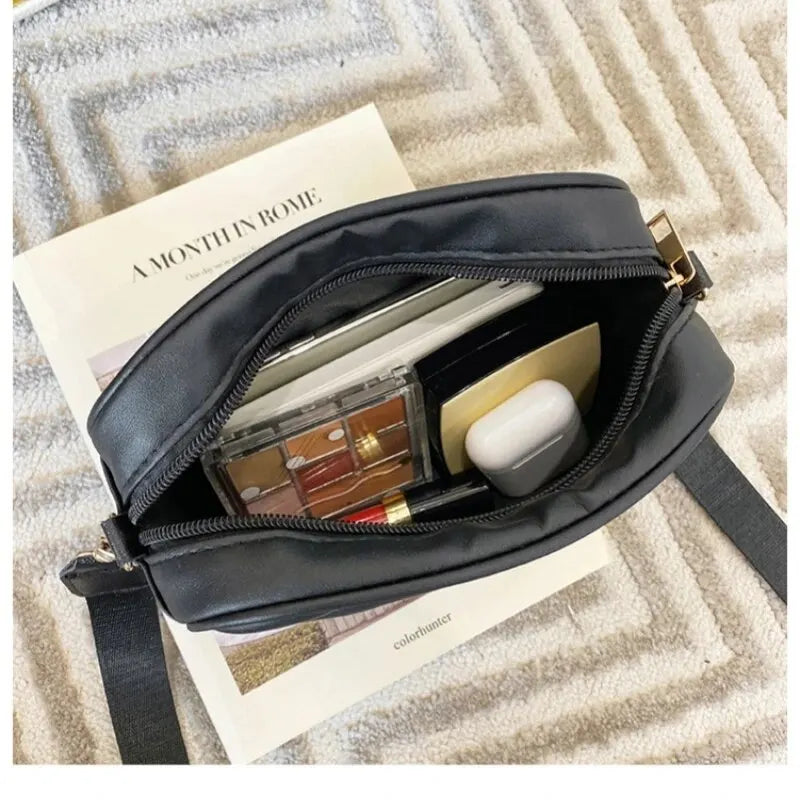 Womens Fresh And Sweet Horizontal Square Rolling Camera Collar Grid Crossbody Storage One Shoulder Phone Bag