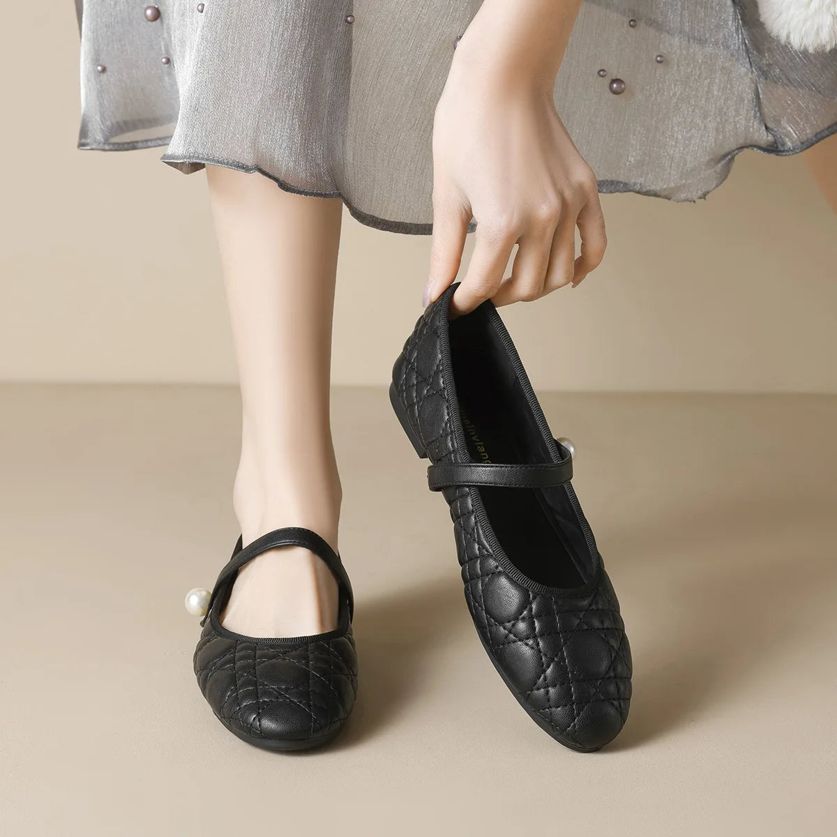spring women's outdoor shoes Round toe design Black Mary Jane shoes Ladies casual flat shoes Work shoes Boat shoes 41-43