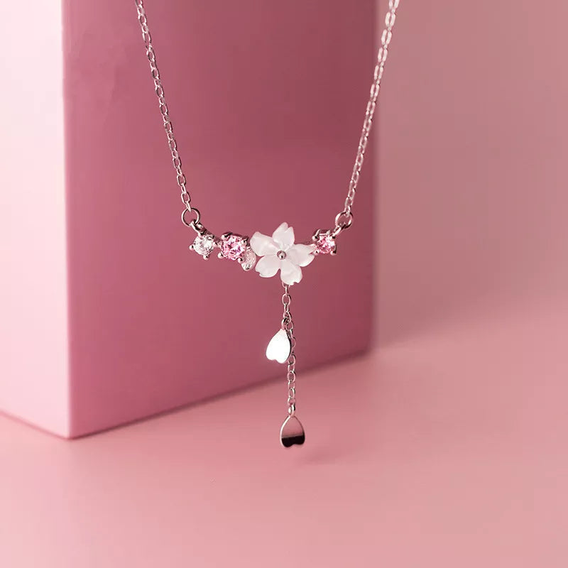 Exquisite Cherry Blossoms Flower Necklace For Women Crystal Zircon Rose Heart Butterfly Clavicle Chain Wedding Romantic Jewelry NC21Y0078