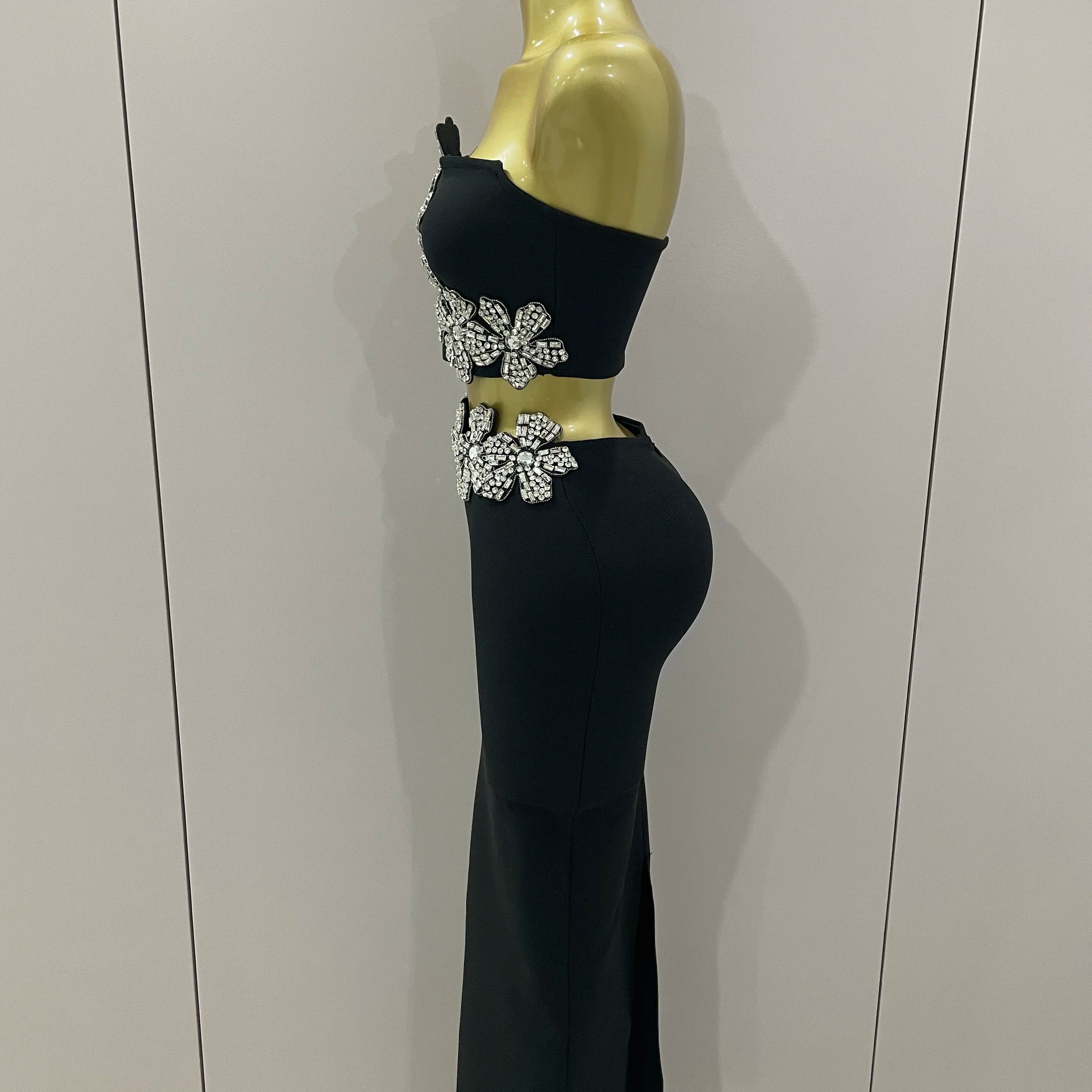 Sexy Strapless Flower Diamonds Black Maxi Long Bandage Two Piece Set 2025 Women Knitted Elegant Evening Club Party Prom Gowns