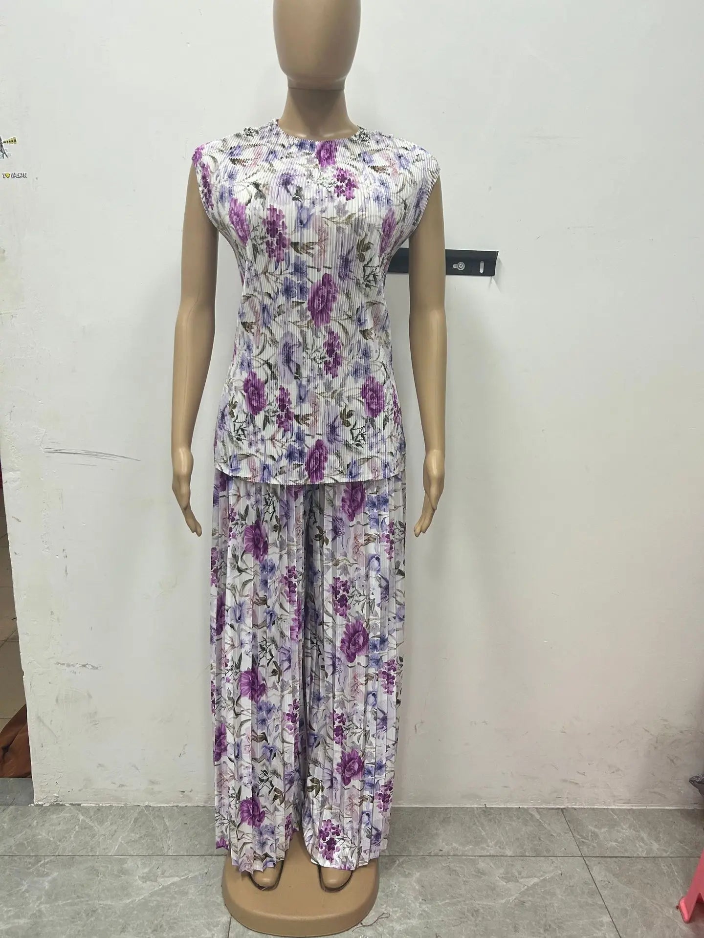 CM.YAYA Women Set Floral Print Short Sleeve Pleated T-Shirt + Wide Leg Pants 2025 Street Sexy Two 2Piece Sets Outfits Tracksuit Light Purple
