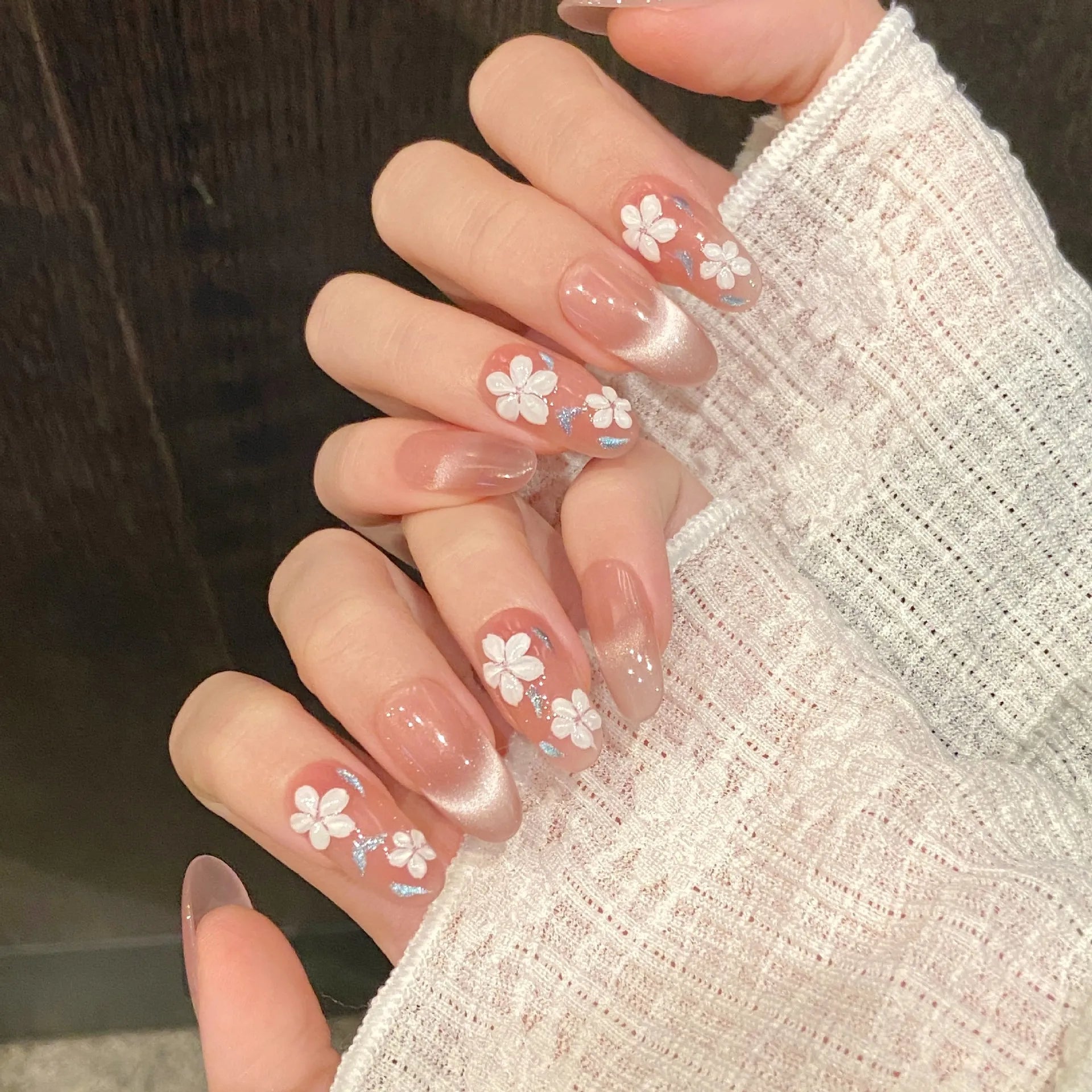 10pcs Wearable Pink Handmade Press on Nails Summer Flower Design Mid-length Oval Fake Nails Tips Cat's Eye French False Nail Art